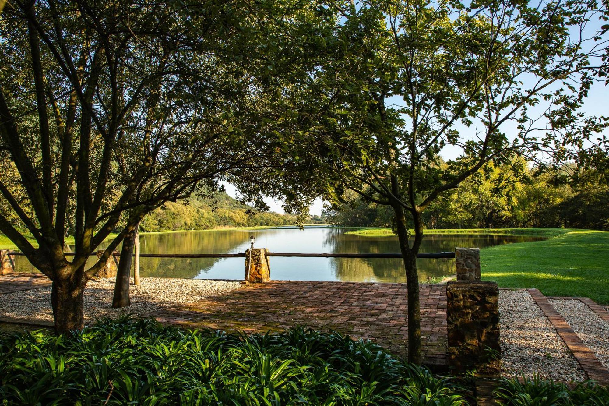 Valley Of The Rainbow Fly Fishing Estate Dullstroom Exterior photo